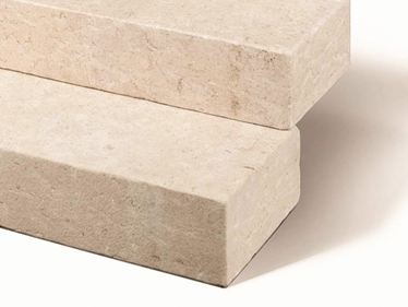 Stopnie blokowe z wapienia Camino Sand przycięte na wymiar