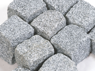 Kostka brukowa Granit Silver Rustica 9 x 9 x 9 cm – szczegóły
