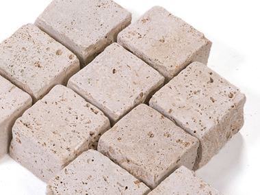 Kostka brukowa Travertin Medium Select – szczegóły