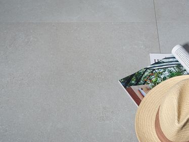 Płyty imitujące kamień Sevilla Pearl z krawędzią