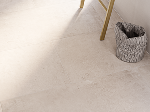 Płytki imitujące beton Urban Pearl – widok z góry z elementami dekoracyjnymi