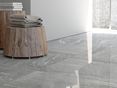 Łazienka wyłożona płytkami z gresu porcelanowego o wyglądzie granitu w kolorze Dolomit Silver